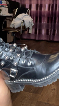 Beautiful Blonde with Beautiful Leather Boots and Sexy Beautiful Legs! I Love Beautiful Boots!
