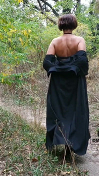 Lukerya di hutan