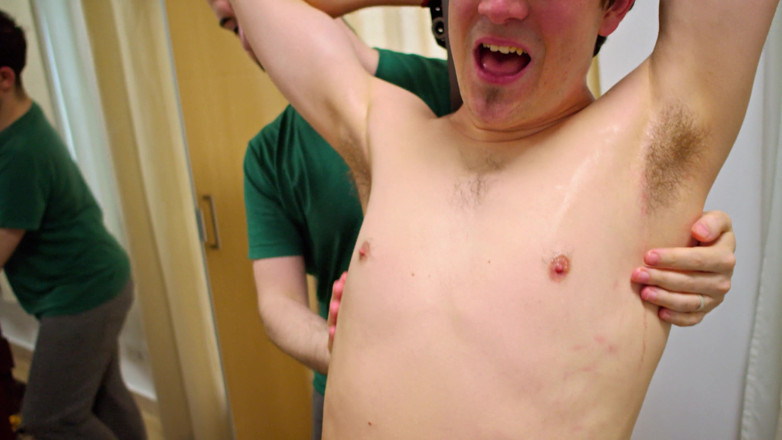 PSM Tickling: Youngster's Naked and Messy Session