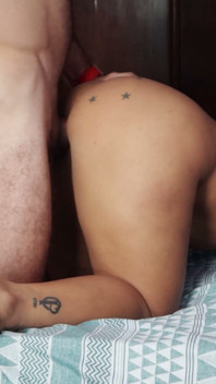 แม่น่าเย็ดสุดฮอตในเฟติชเท้าและเย็ดตูด!