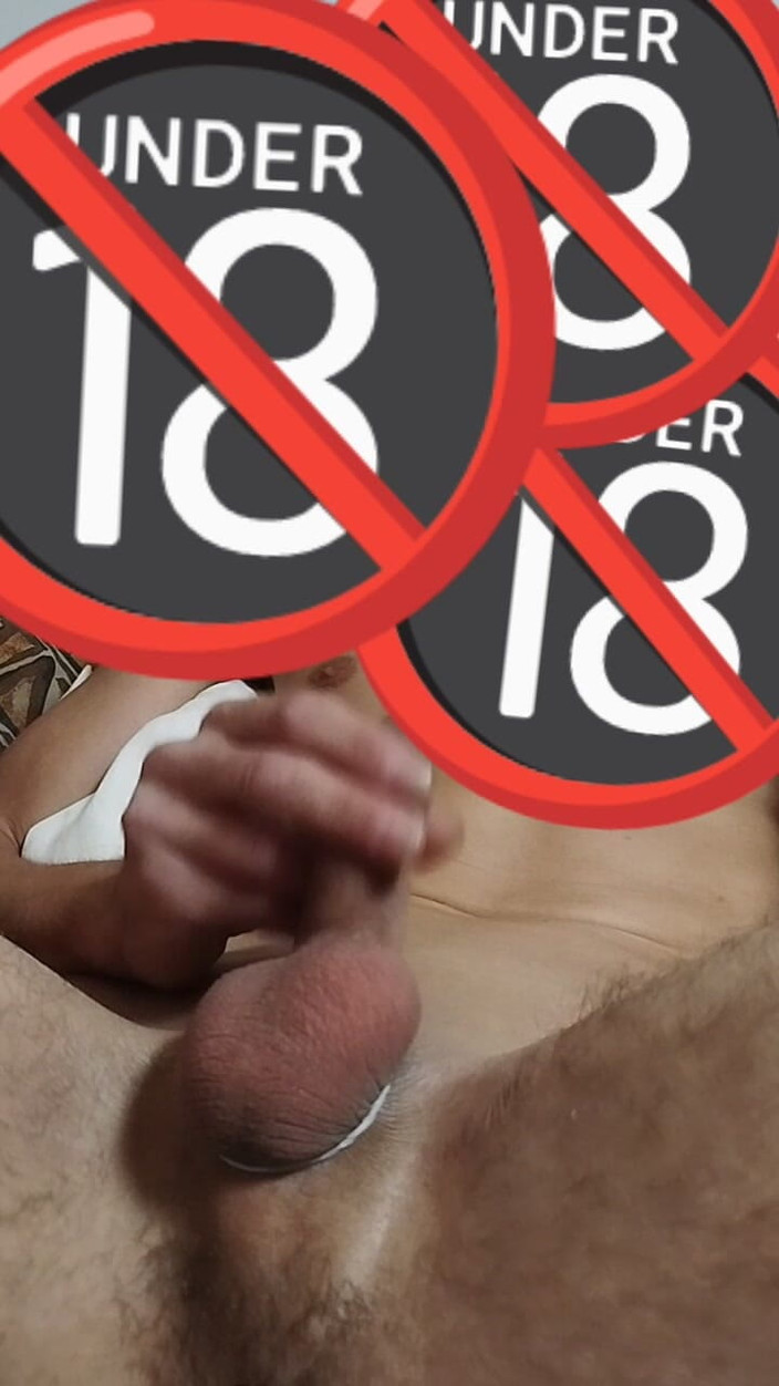 Insertion: Inkrustowanie kryształów w otworze penisa