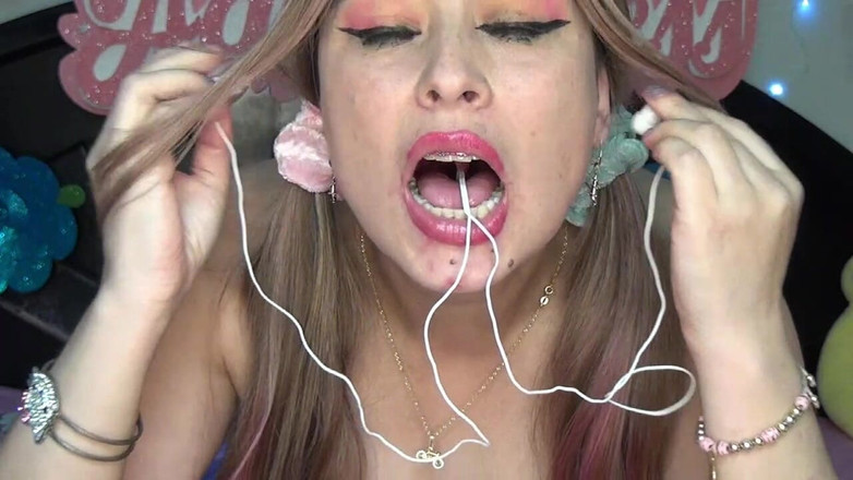 Angel eyes studio: Aynı anda iki ipod yutıyorum!!