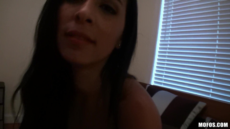 Latina Sex Tapes: Latina sexband - sexiga Bebe Mendes tappar sin handduk efter duschen...