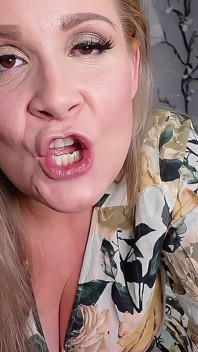 Vecina domnișoarei Whitney Morgan are un fetiș secret voresnack