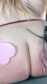 Maraton Dildo 1 Jam Yang Melampau Direndam, Dipukul, Dipukul, Disebat, Dan Blowjob