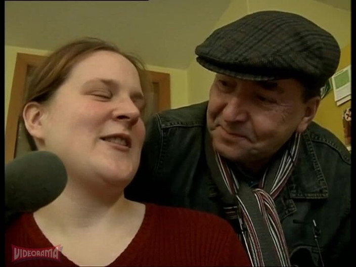 Videorama: 书夫妇在镜头前做爱