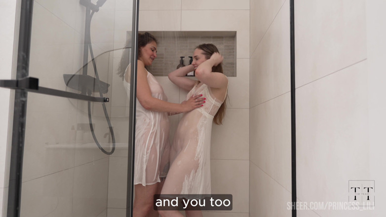 Princess Lili: Zwei freunde beschlossen, sich in der Dusche zu entspannen ... 4K HD...