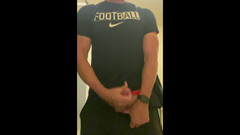 JockDad87: Jockdad87 is weer geil in de badkamer