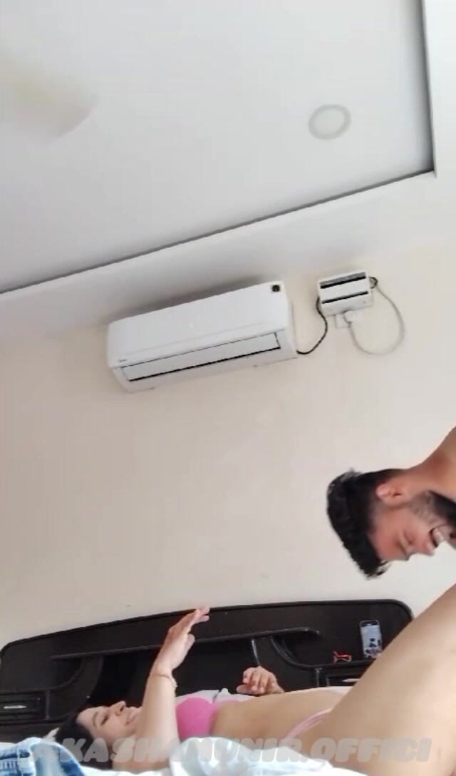 Akashamunir: Chị kế Pakistan nóng bỏng đụ mạnh trong phòng khách sạn...