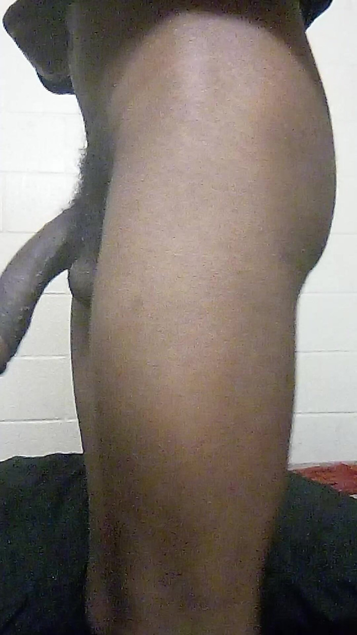 SweetDWillie456: Thug with Juicy Cakes and Big BBC