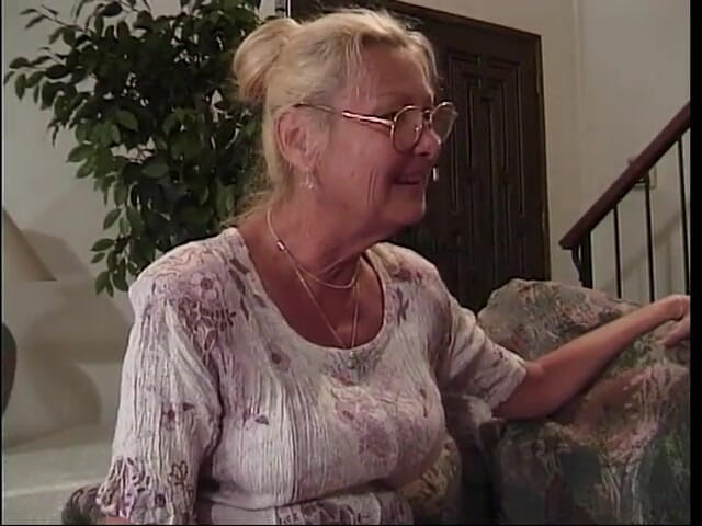 Old Good Porn: Guy was so depressed without sex for a long time...
