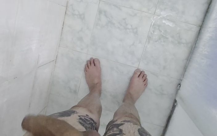 Lkdick8: Kamar mandi yang sangat panas