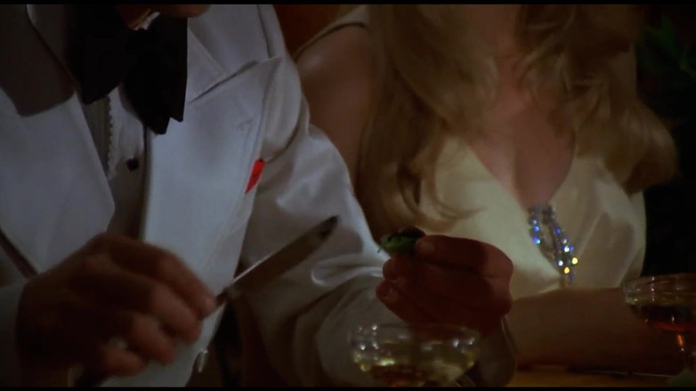 Bisco Birchwood Productions: Gadis penurut rambut pirang ini dikasih kontol untuk hiburan!