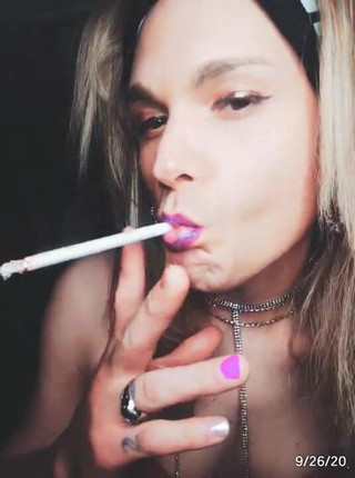 Darkfetish2k: Fetiș cu fumat pentru bebeluși din 120