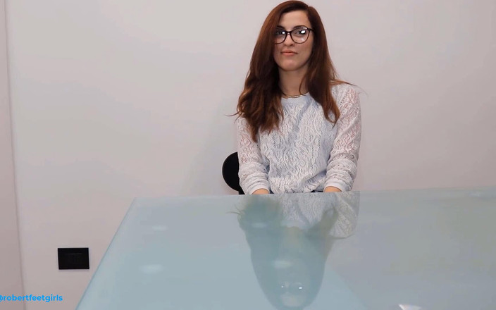 Robertfeetgirls: Каролина - Том 01