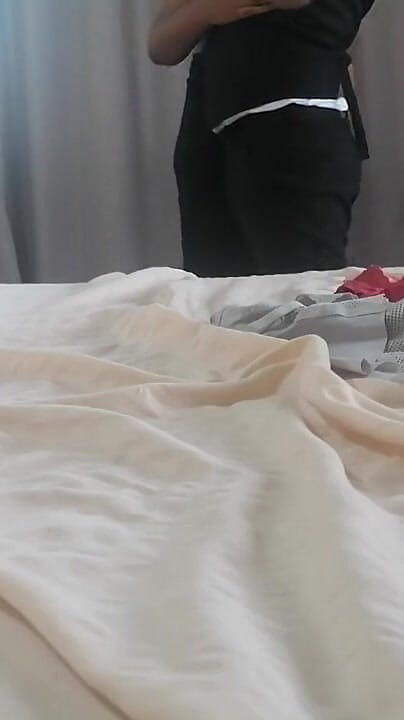 Tina Baby: Part1 Desi kvinnasemester på ön motell tricks förför rumservice hotellanställd och...