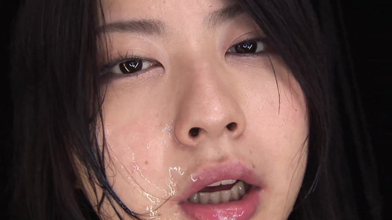Asian X: 毛むくじゃらのアジアの熟女が夫の目の前で輪姦される!