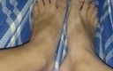 My hot feet: Bàn chân của tôi