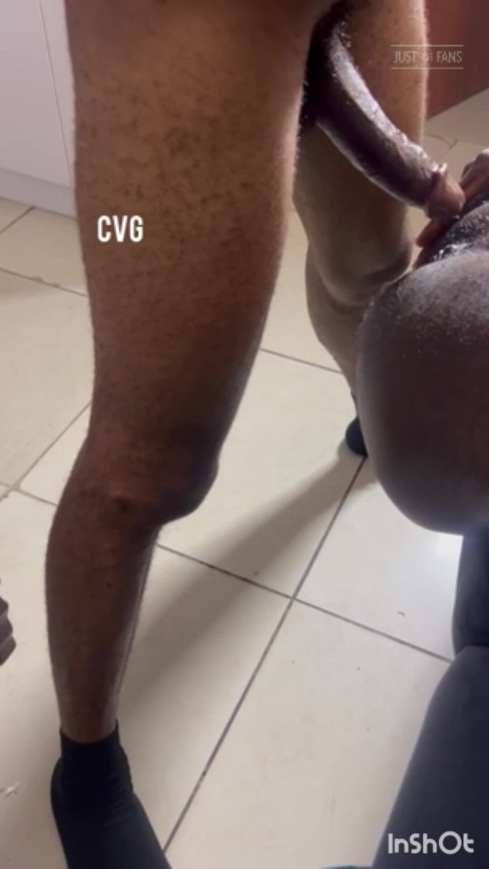 Creamyverseguy2: 与我的狗的荣耀之夜