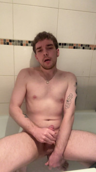 Fucking My Big Ass with a Toothbrush - 3/30 Days Anal Challenge