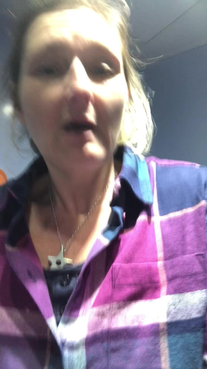 Pissing Paradise: Choo-choo Pipì