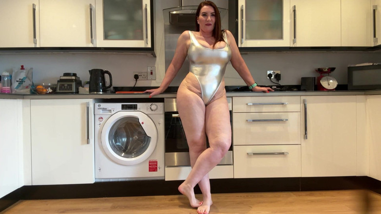 The Sophie James: 3 Day Mom Butt Challenge Squeeze the Cum Out of...