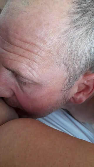 Uk Joolz: Filthy plumber makes me cum with his tongue