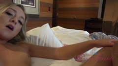 Classic ATK Girlfriends: Cleo se chce postarat o tvé ranní dřevo