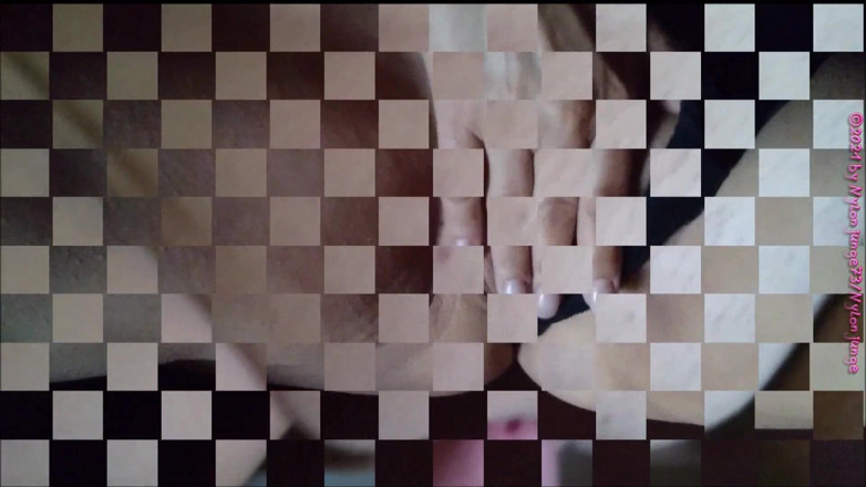 NylonjungeCarmen: Un gioco eccitante con la fica MILF ** compilation **