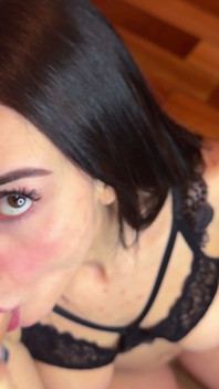 He Cums in My Mouth (live)