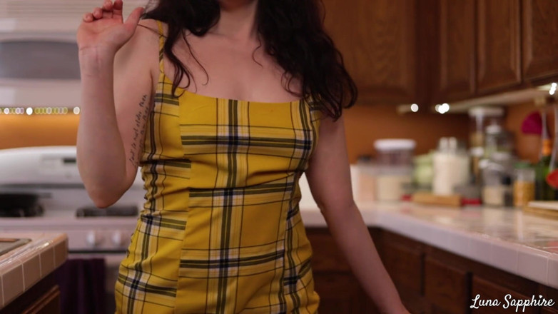 Luna Sapphire: Cum Pie CEI Cum Eating Instruction