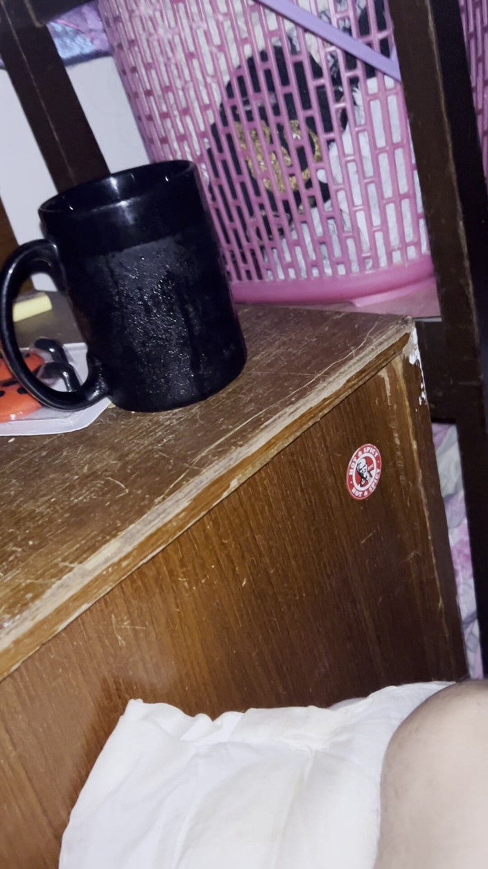 Mr fakk boi: Mengongkek pancutan mani peribadi saya.