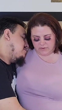 College Boy Kissing Lesson