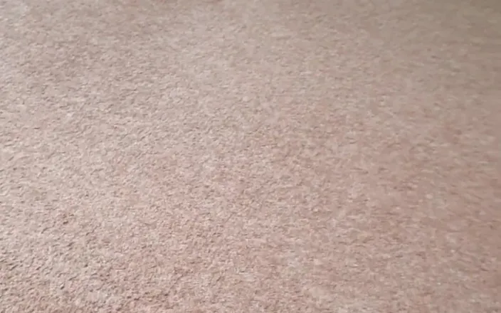 SkylerSquirt: As Requested a Small Video of My Feet, Hope You...