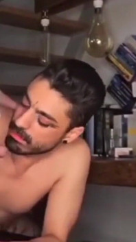 Doktor má velkého ptáka a chci jeho sperma