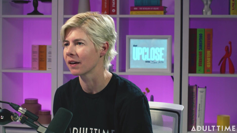 Adult Time Podcast: Hailey Rose Says People Underestimate Kissing and Intimacy