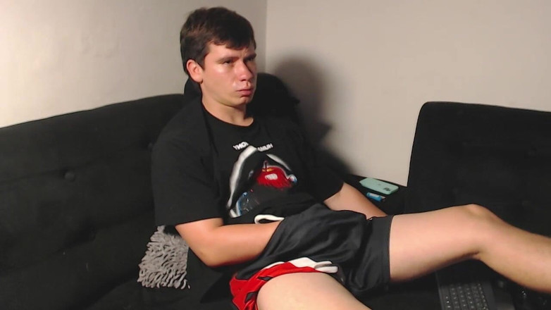 Icyhot707: Hetero Je Oblečený A Svléká Se Nahý Pro Někoho V...