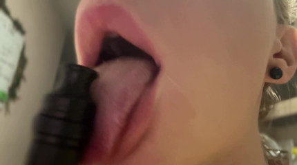 Skinny_lady69: Kouřové velké rty spitting