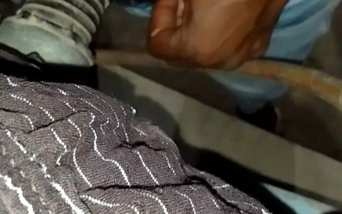 Crazy boy moment: Ladka în India - Băiat murdar
