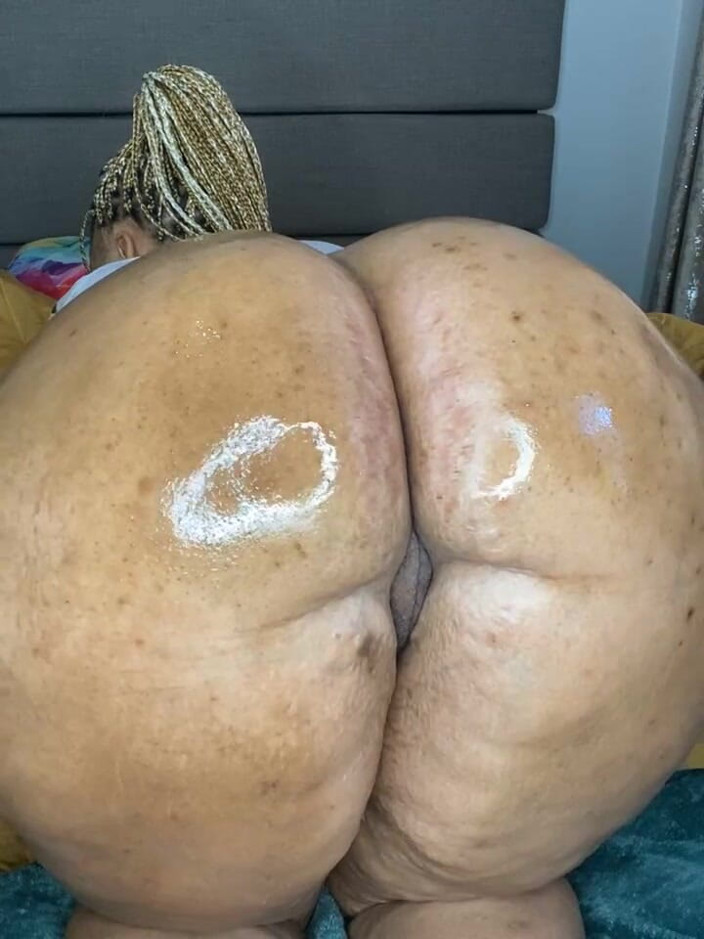 Big black clapping booties: Jack a extremadamente grande aceitado meneando sin ninguna bragas - episodio 0101
