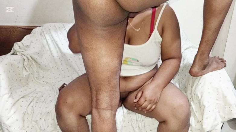 Rayhan0099: 18+ Desi huisvrouw haar man hard op de leuke plaats.