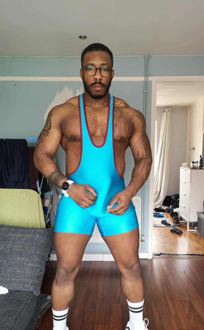 Amadeus: 6 일 동안 집에있을 것이기 때문에 이번 주에 더 많은 버그 자지