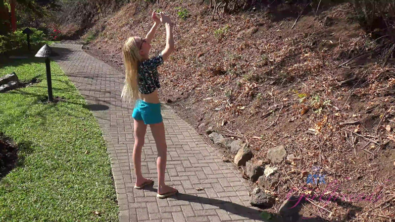 ATK Fans (Girlfriends): Virtueller urlaub in Costa Rica mit Odette Delacroix teil 4