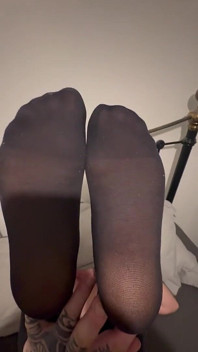 Collant in, piedi in mia faccia e cazzo
