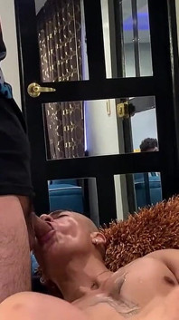 1 oră futând un tip musculos