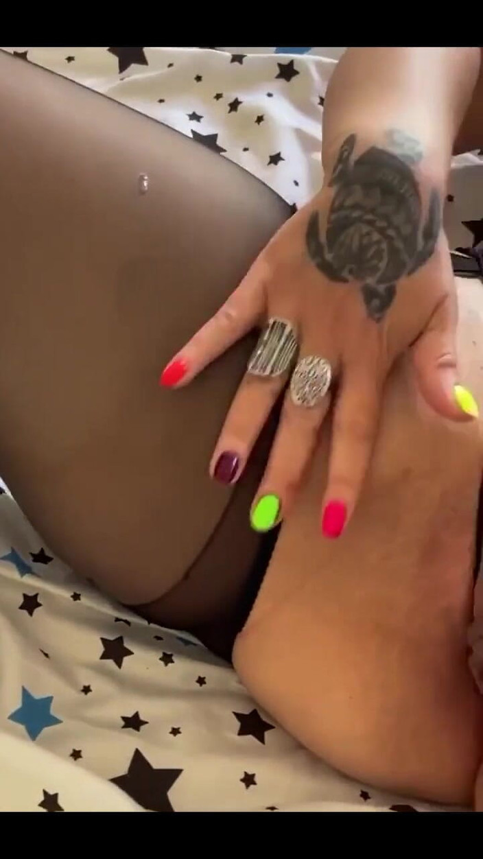 KarmenMilf: बॉडीस्टॉकिंग