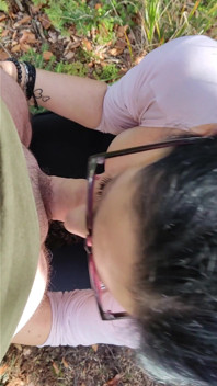 Sexy MILF Make a Great Outdoor Blowjob