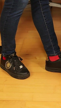 Red Stockings, Sneakers & Mengusik Dangling