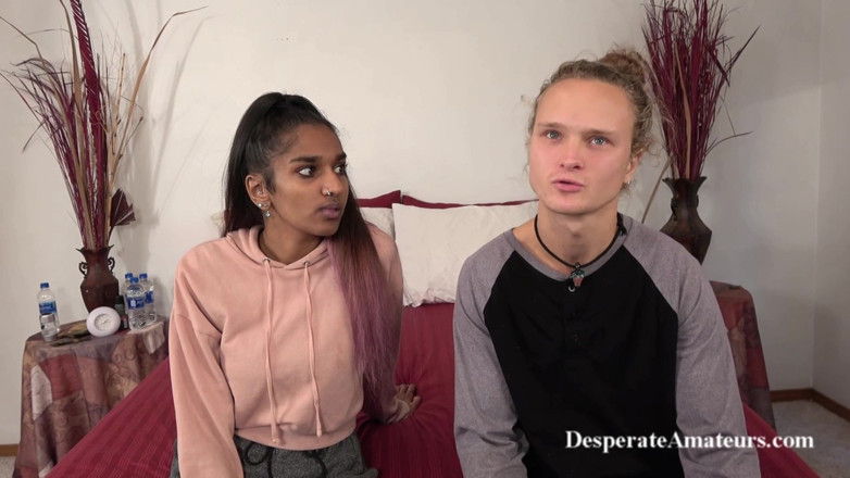 Media Originals: Desperate Amateurs Pepper Hart i Kama Sultra Podwójna funkcja