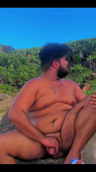 VEN1CIU: J’ai joui sur la plage